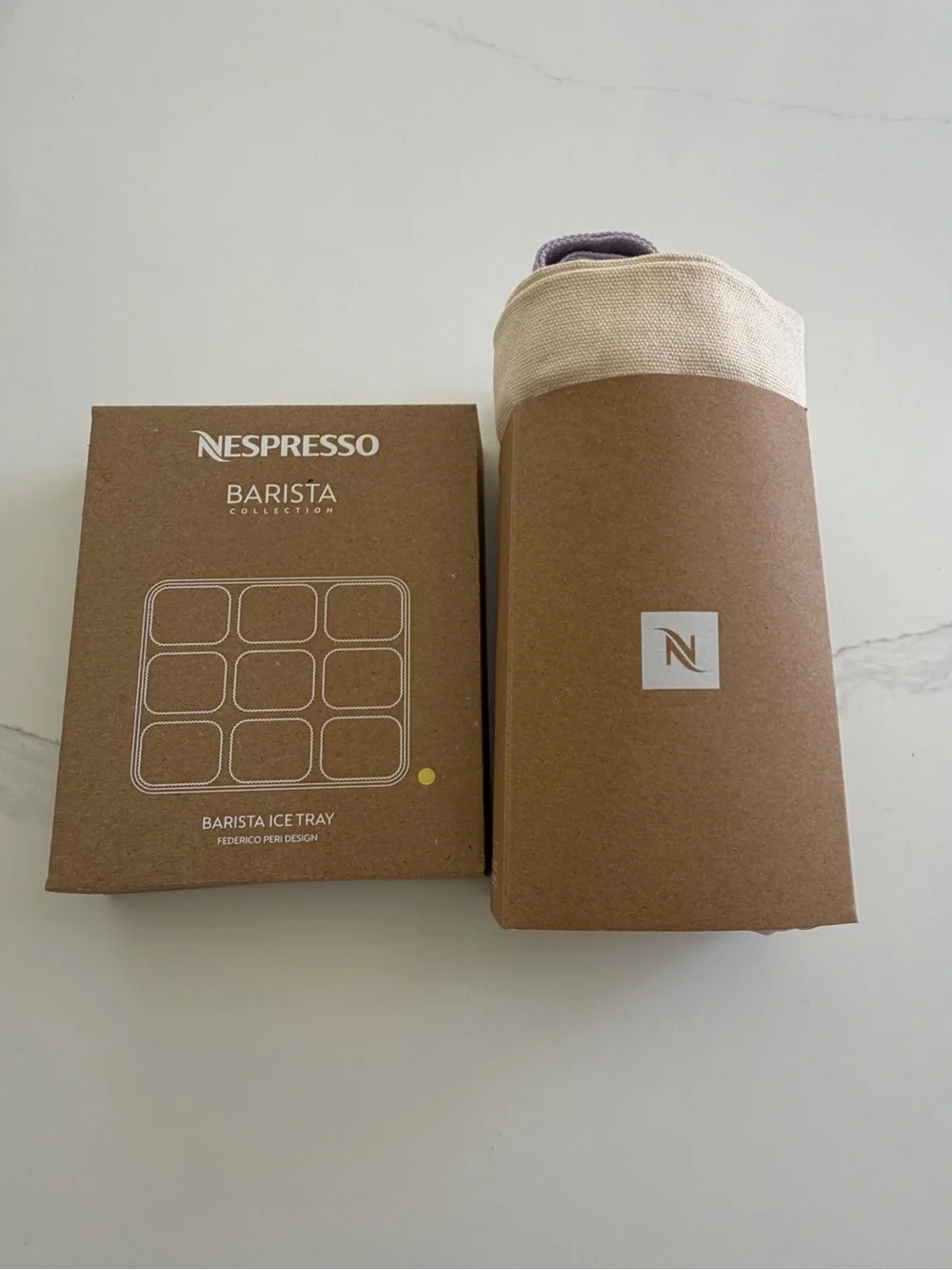 Nespresso Barista Silicone Ice Tray in Bright Yellow and tote bag lavender - Picture 13 of 14